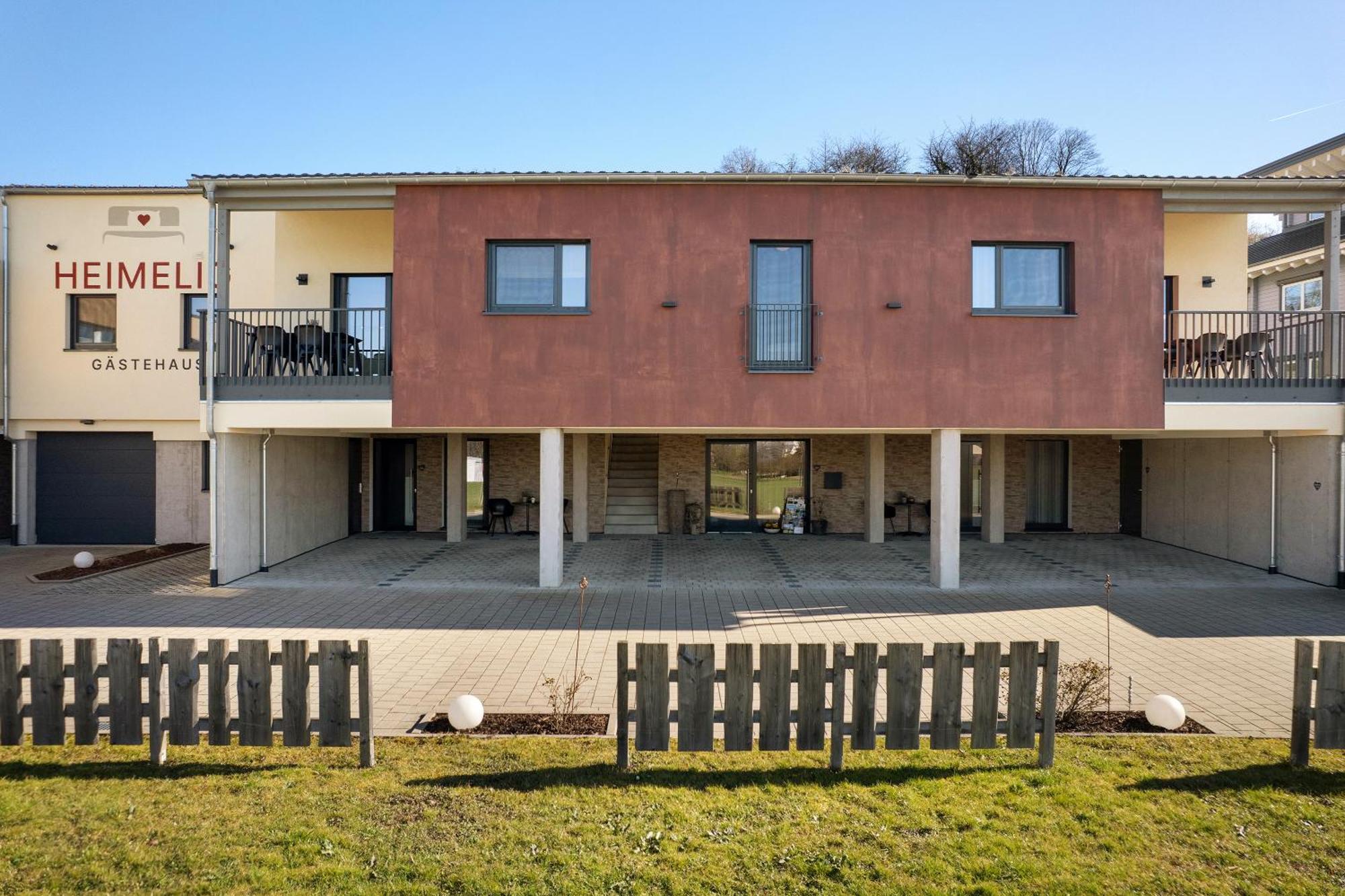 Gaestehaus Heimelig Herbolzheim Exterior foto